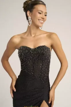 XO012^Portia and Scarlett