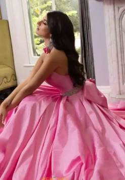 71024^Rachel Allan Hot