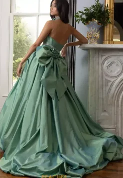 71024^Rachel Allan Hot