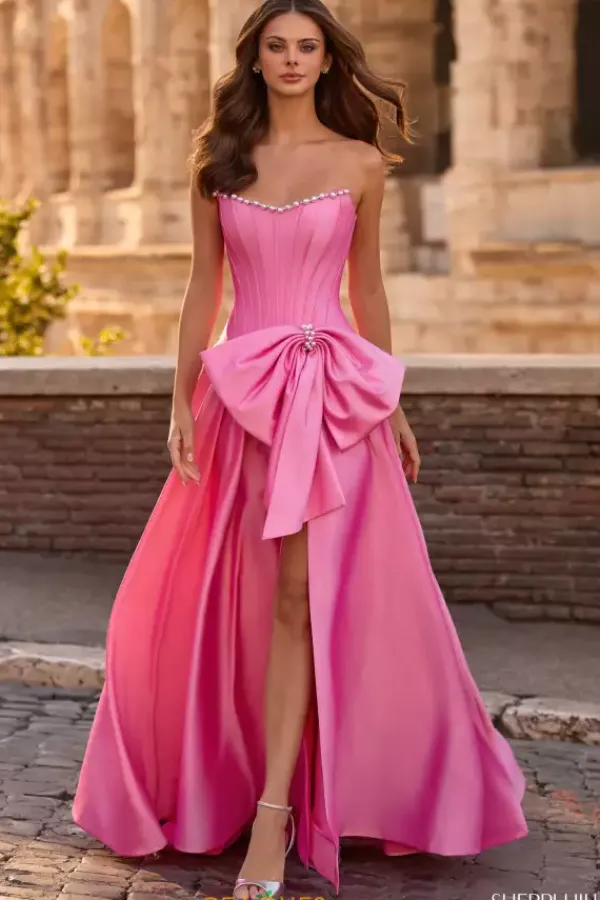 57813^Sherri Hill Hot