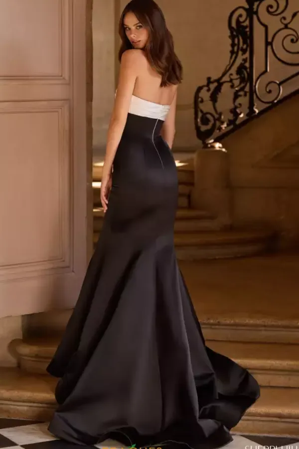 57759^Sherri Hill Hot