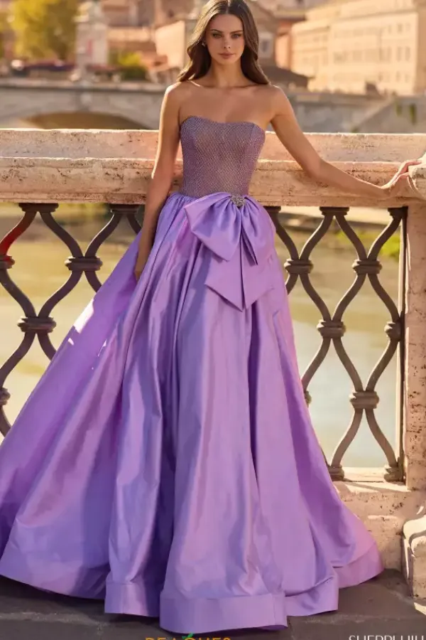 67170^Sherri Hill Clearance