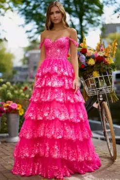 56196^Sherri Hill Clearance