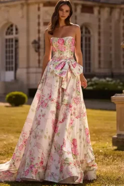 57667^Sherri Hill Clearance