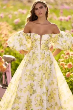 56379^Sherri Hill Clearance