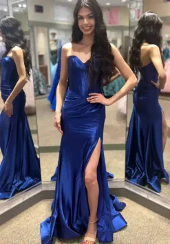 55927^Sherri Hill New