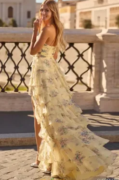 57907^Sherri Hill Outlet