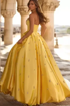 57575^Sherri Hill Outlet