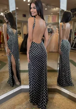 57883^Sherri Hill Hot