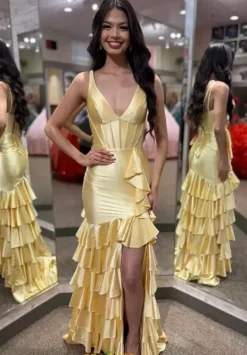 57146^Sherri Hill Clearance