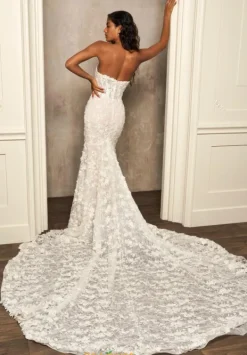 81032^Sherri Hill Bridal Clearance