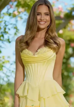 Short 57297^Sherri Hill Clearance