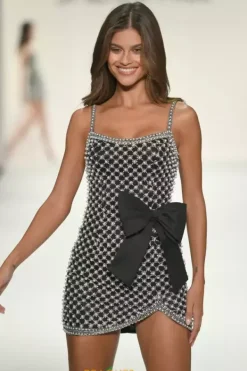 Short 57260^Sherri Hill Hot