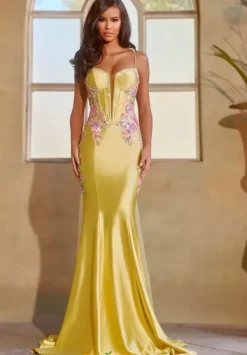 STR64^Starielle Outlet