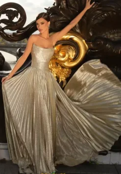 98200^Tarik Ediz Clearance