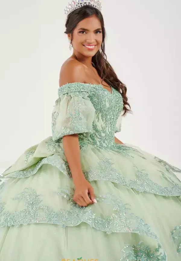 56492^Tiffany Quinceanera Hot