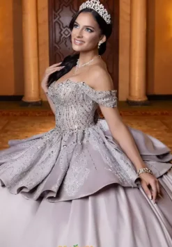 Quinceanera 4080030^Vizcaya Best