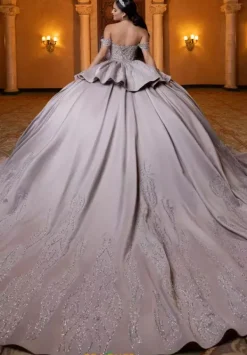 Quinceanera 4080030^Vizcaya Best