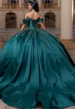 Quinceanera 4080011^Vizcaya Best