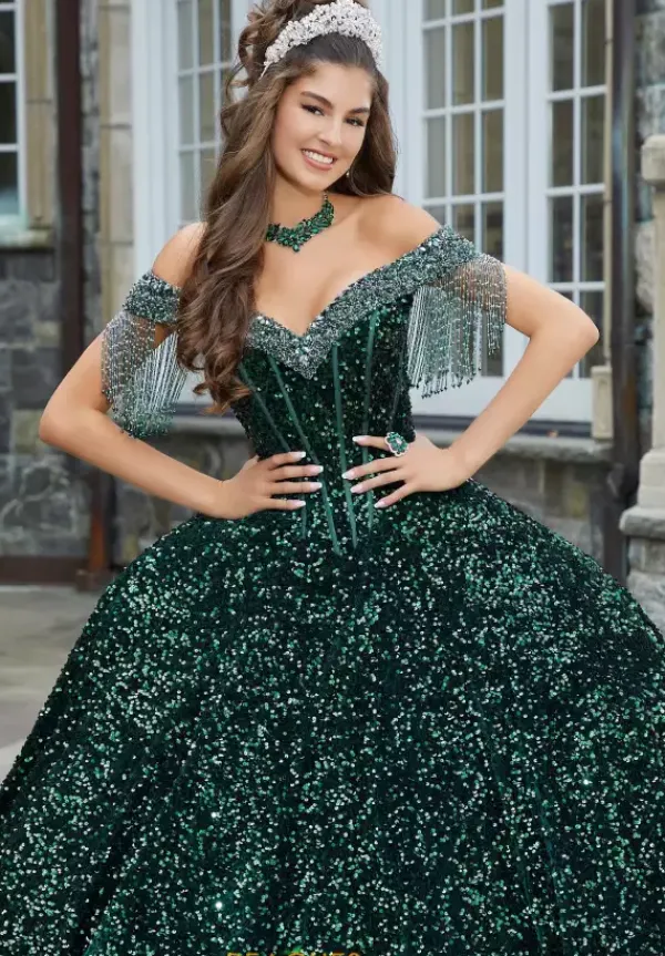 Quinceanera 60177^Vizcaya