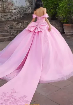 Quinceanera 89551^Vizcaya Best